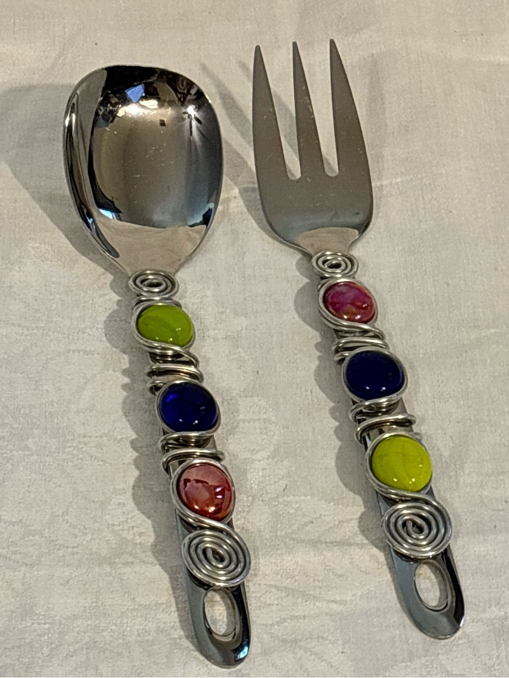 Oneida Stainless Salad Serving Spoon Fork Set Colorful Glass Wire Y2K